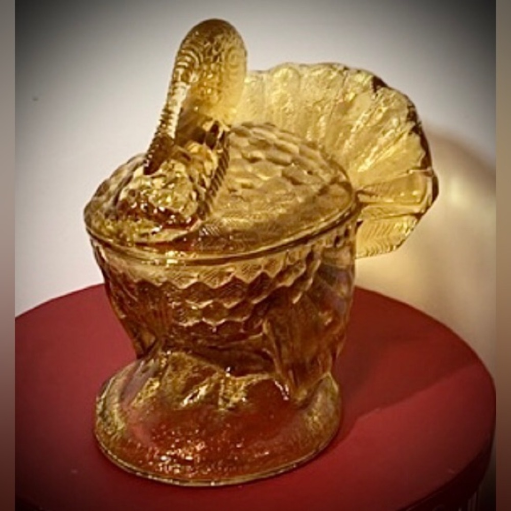 VINTAGE- LE Smith Golden Amber Glass Turkey Centerpiece and Candy Dish with Lid